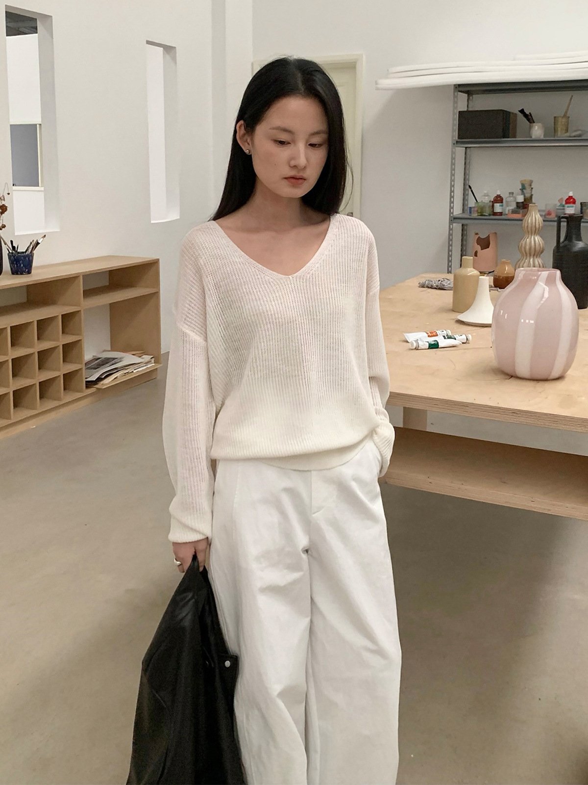 Linen and Viscose Deep V-neck Knitwear 24413 - 图片 3