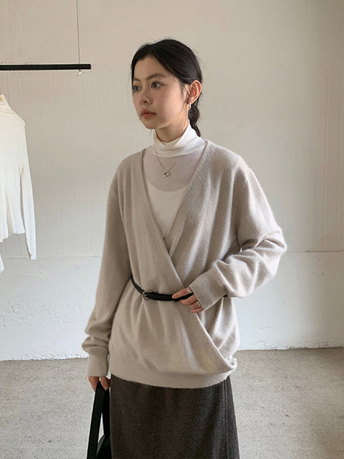 30% Raccoon and 10% Wool Cardigan Sweater L310644920 - 图片 2