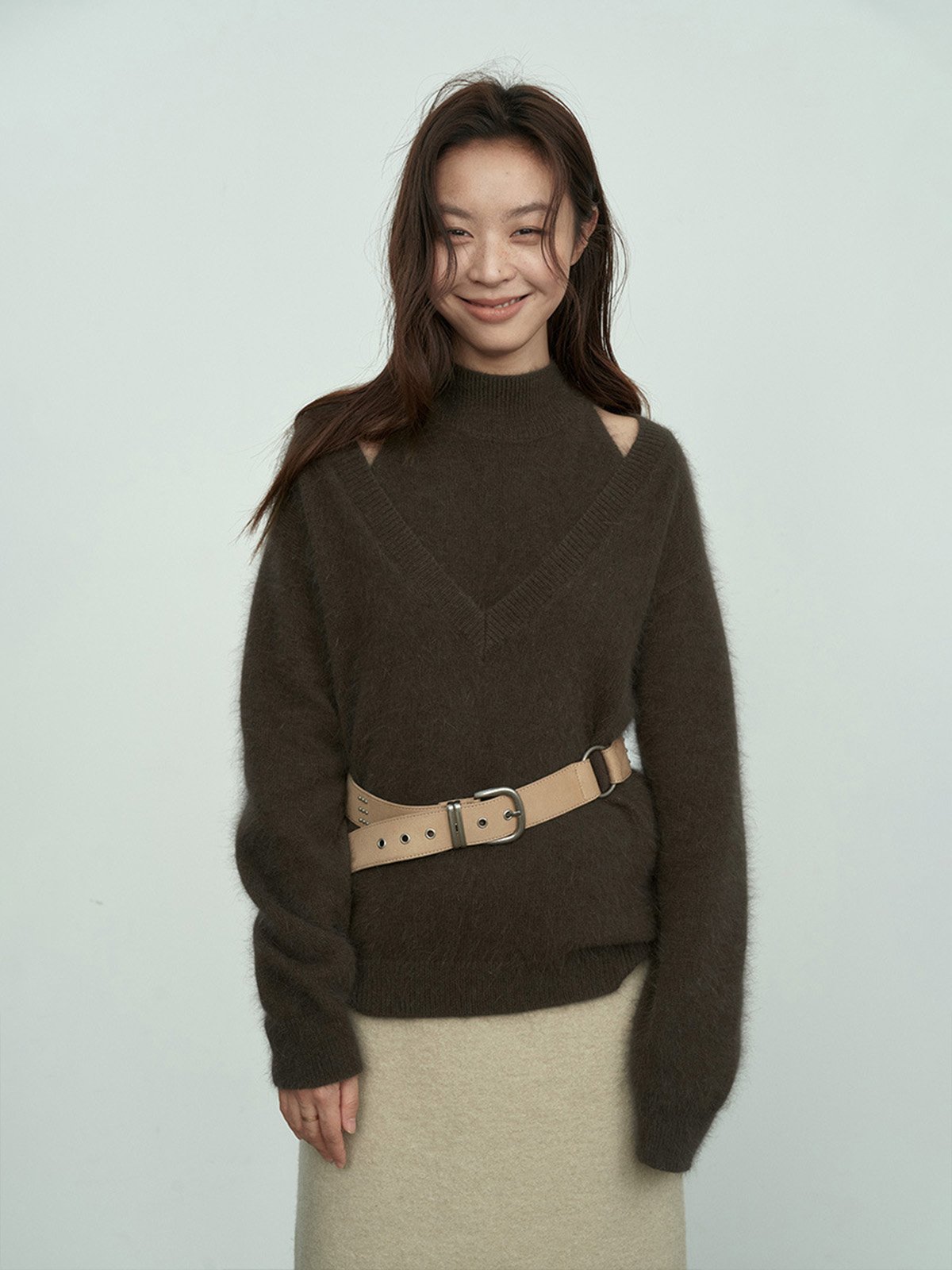 V-neck Loose Warm Sweater L4215241297 - 图片 4