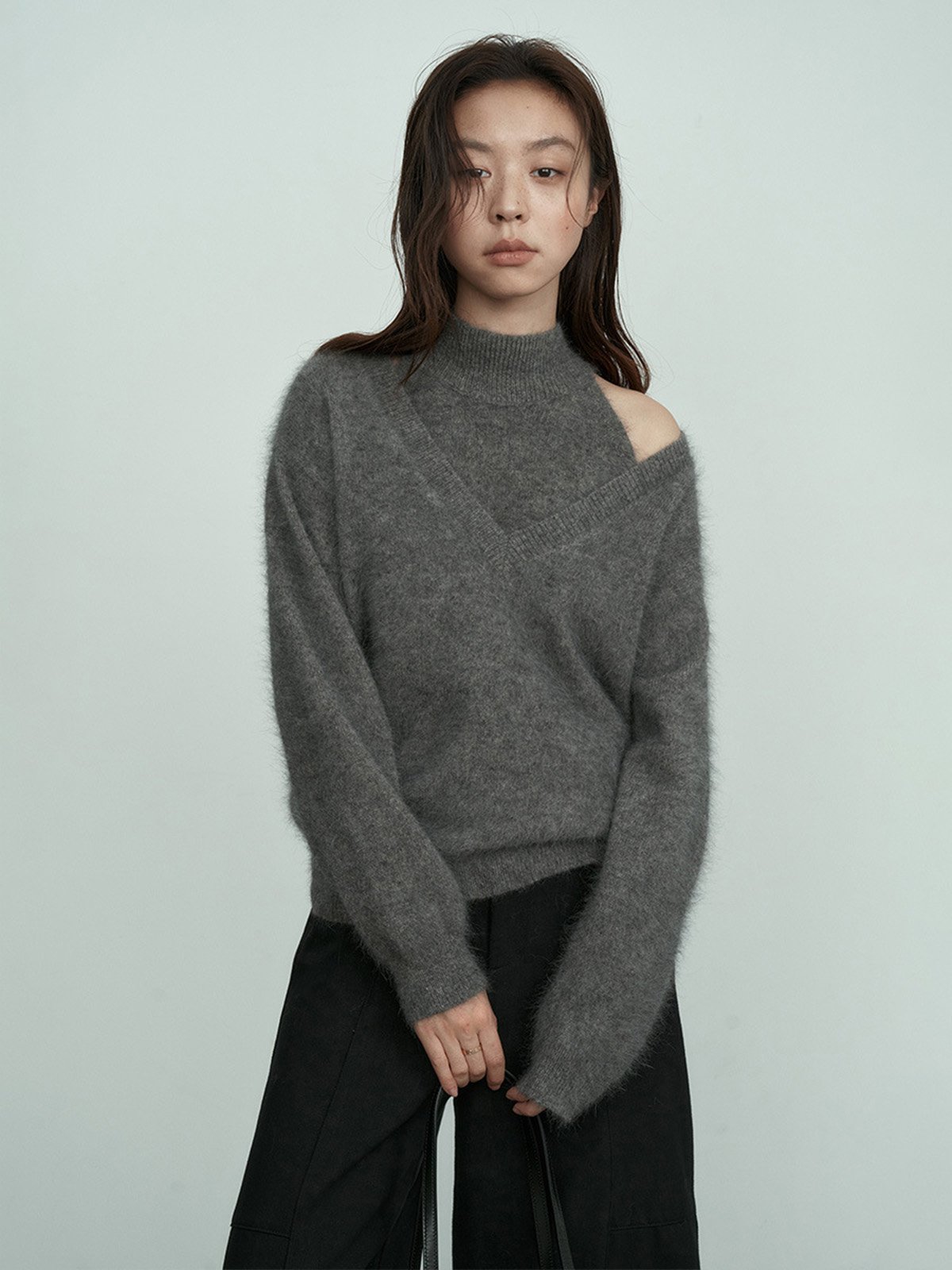 V-neck Loose Warm Sweater L4215241297 - 图片 2