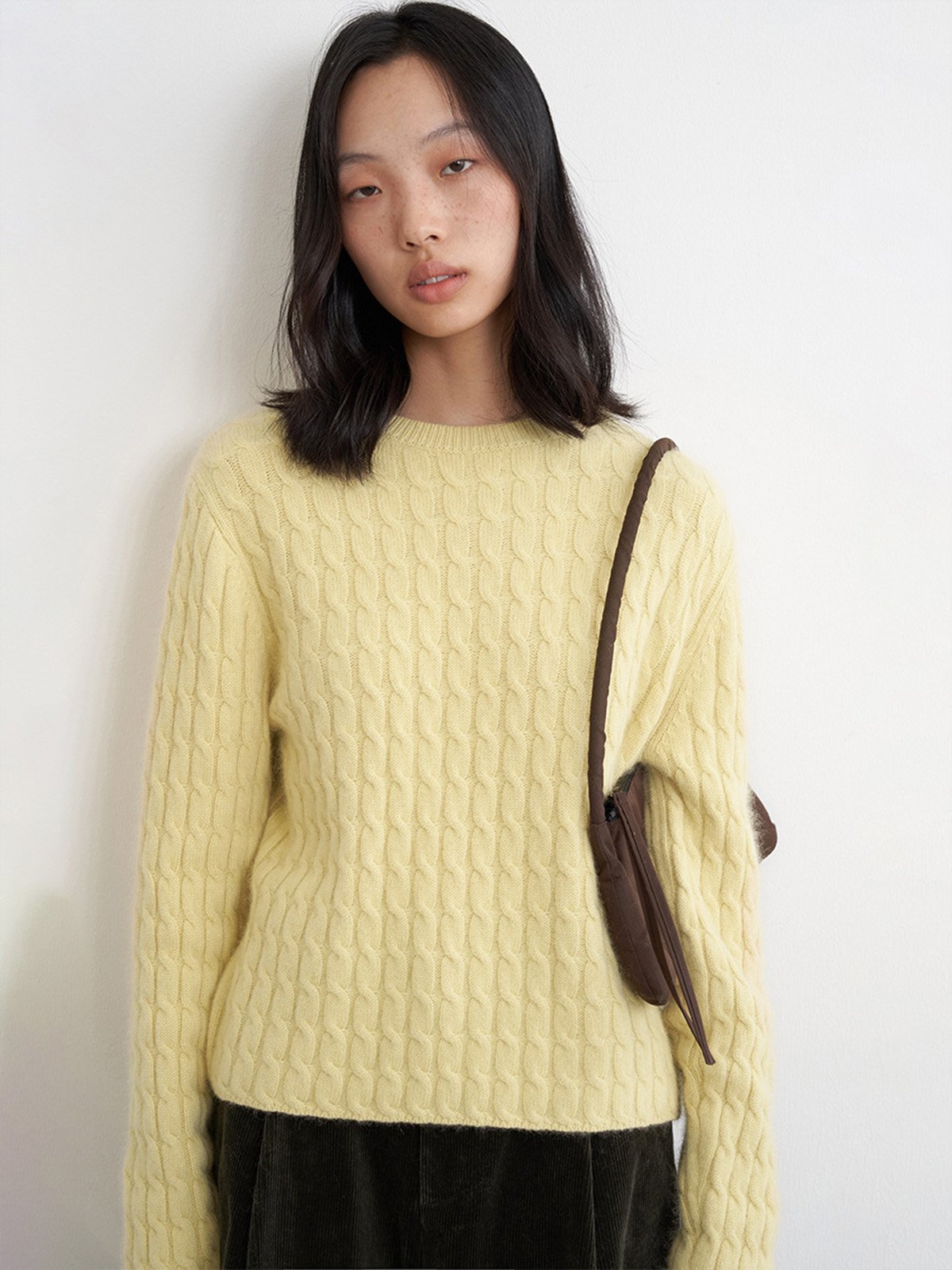 30%Aaccoon and 10%Wool Crew neck Knitwear L4215131031 - 图片 2