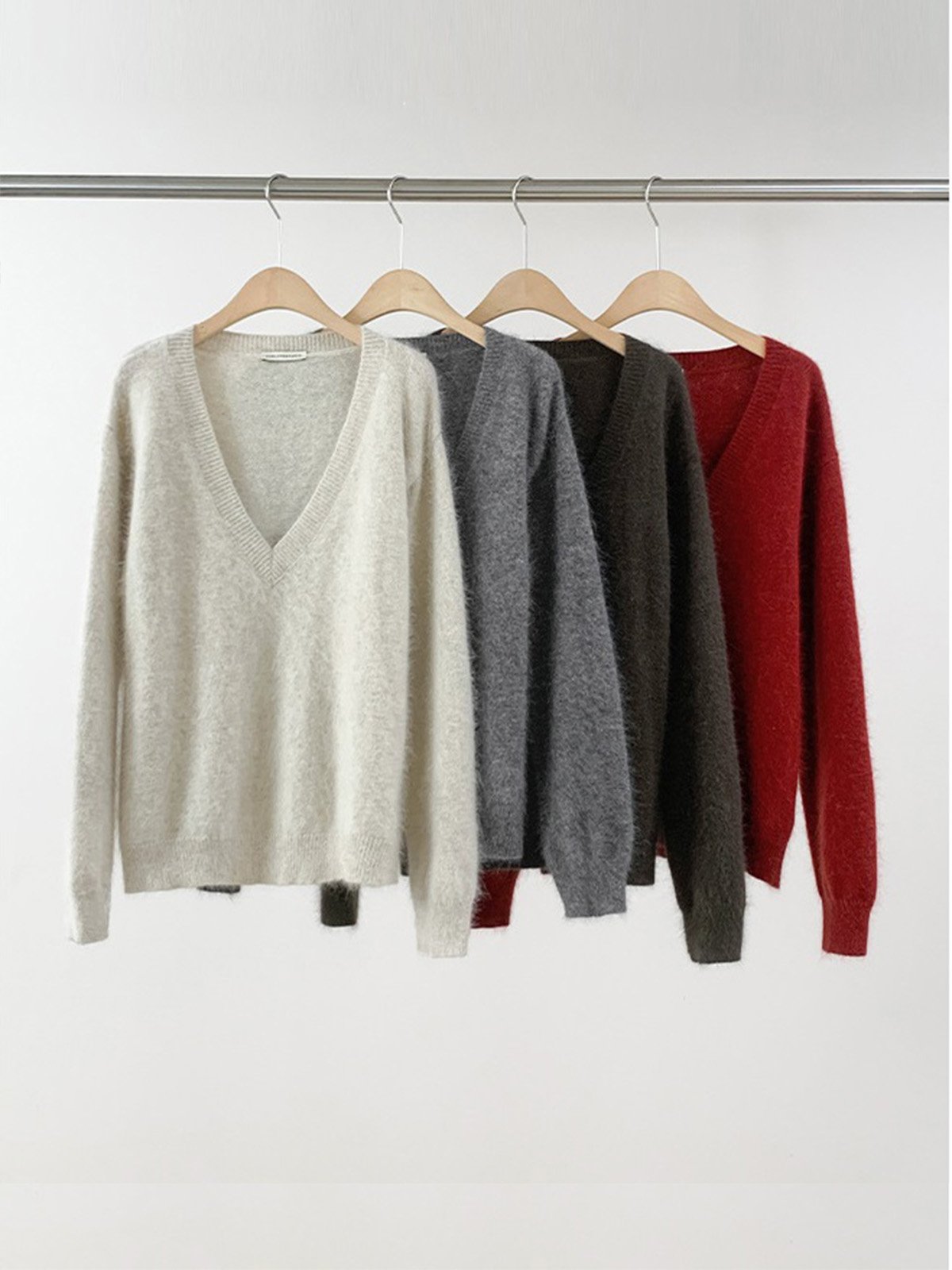 V-neck Loose Warm Sweater L4215241297 - 图片 8