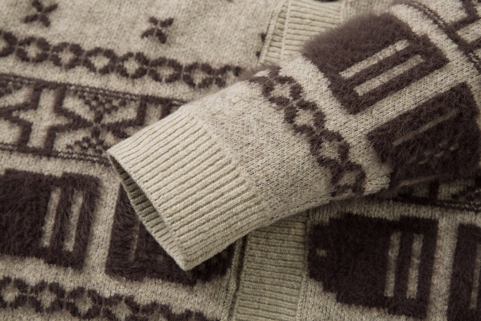 Fashionable Trendy Jacquard Sweater Design - 图片 5