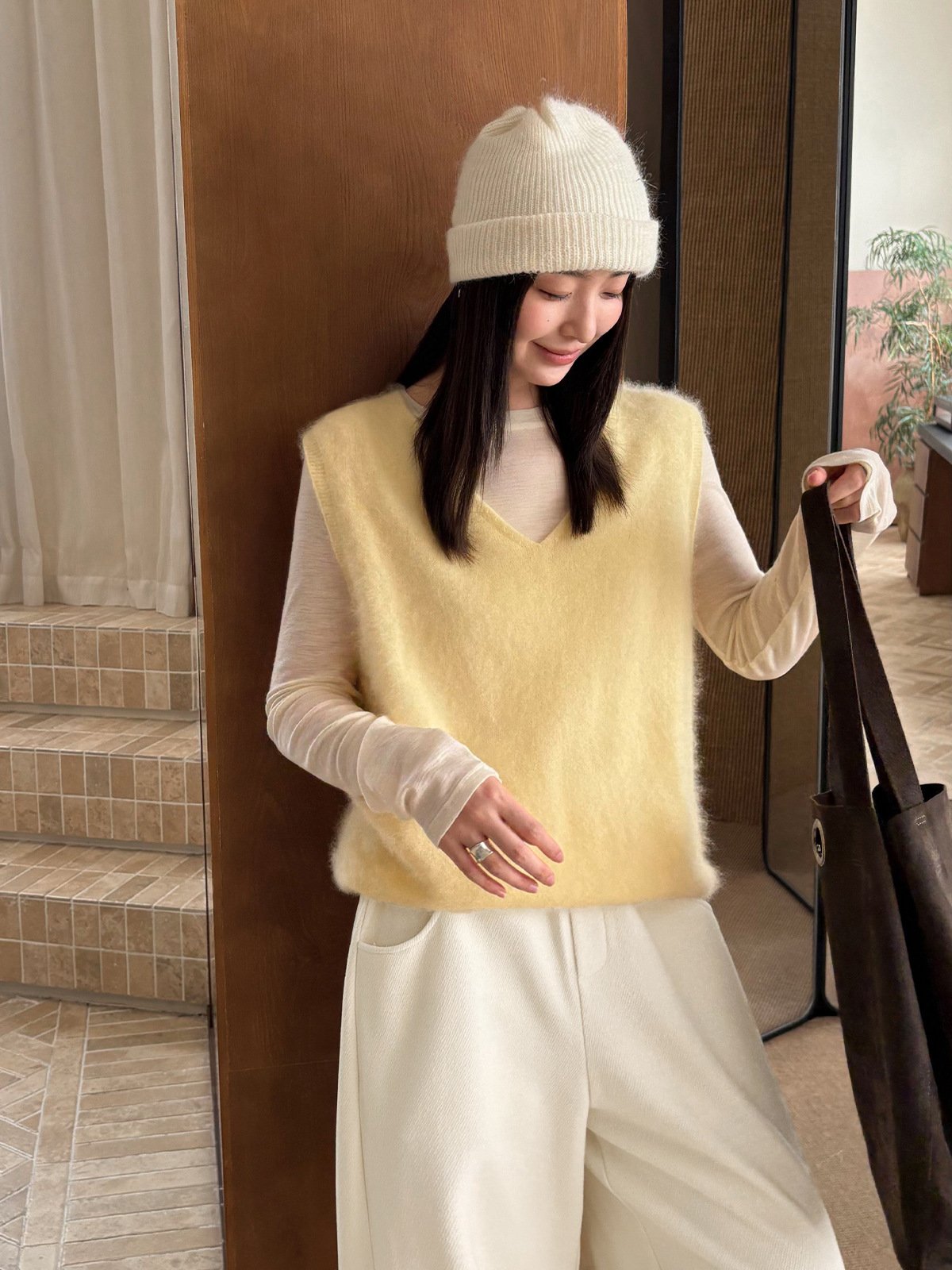 95% Wool and 5% Cashmere Vest 25911