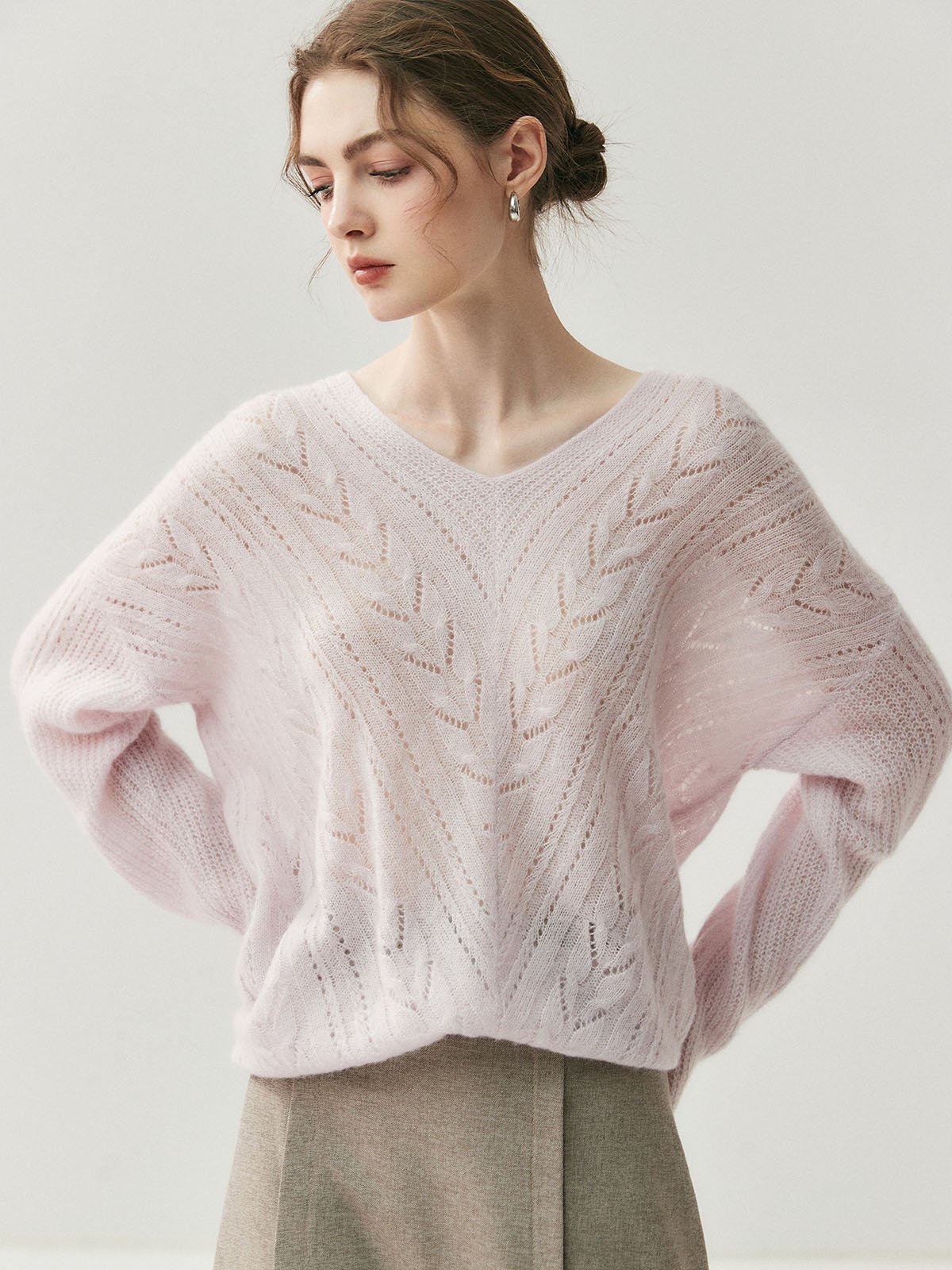 100% Cashmere Loose V-neck Hollowed-out Knitwear - 图片 3