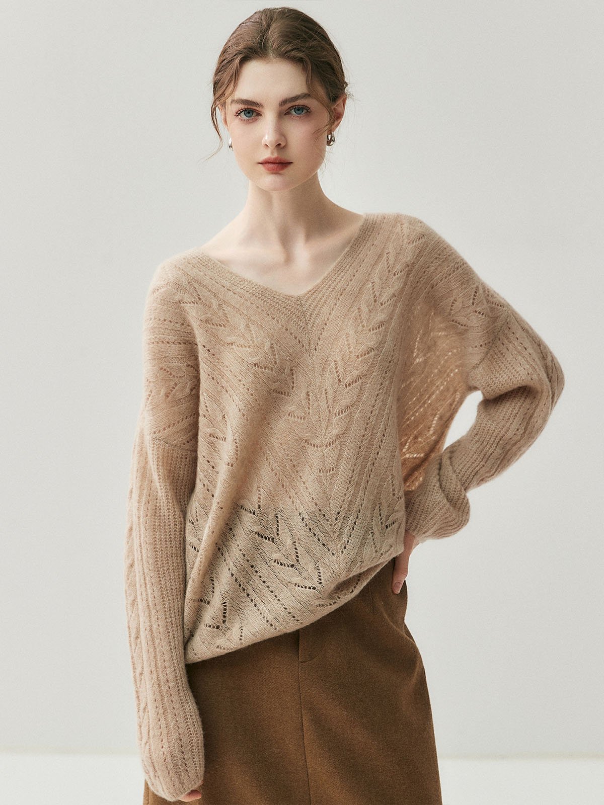 100% Cashmere Loose V-neck Hollowed-out Knitwear - 图片 4