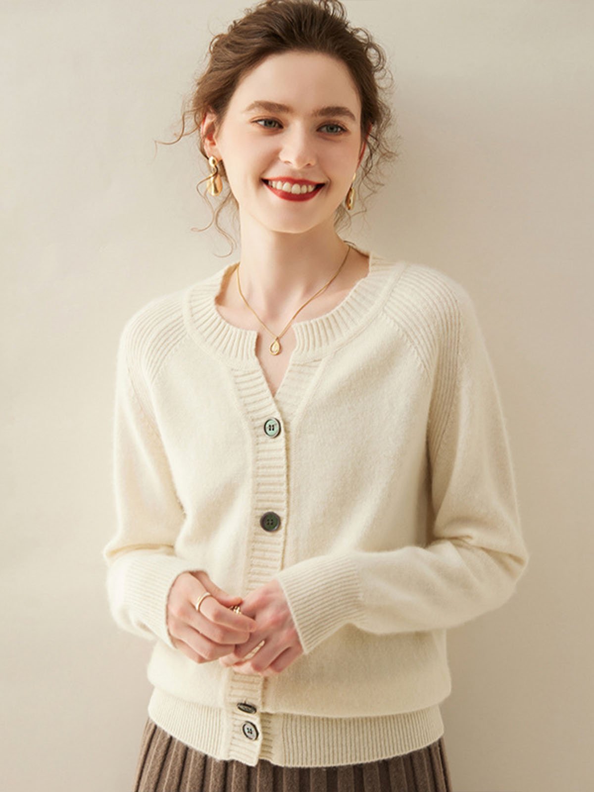 100% Cashmere Crew-neck Cardigan Knitwear