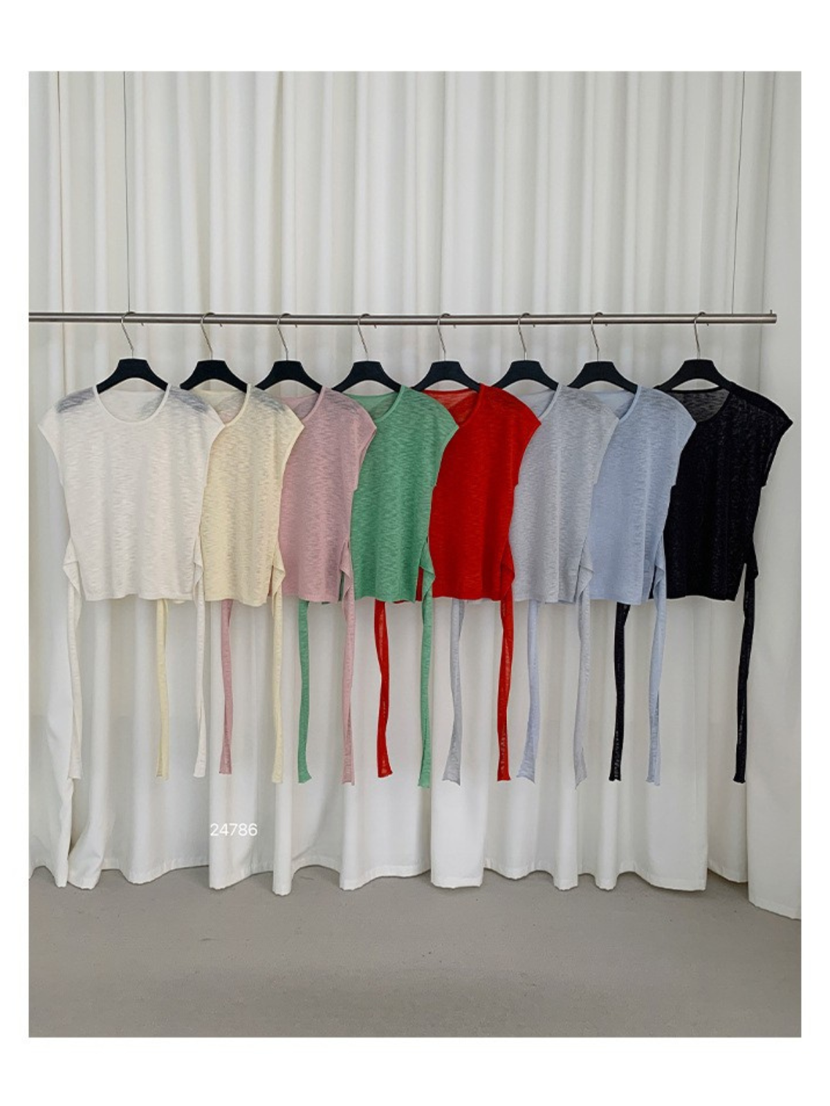 Short-sleeved Knit Top with Belt 24786 - 图片 5